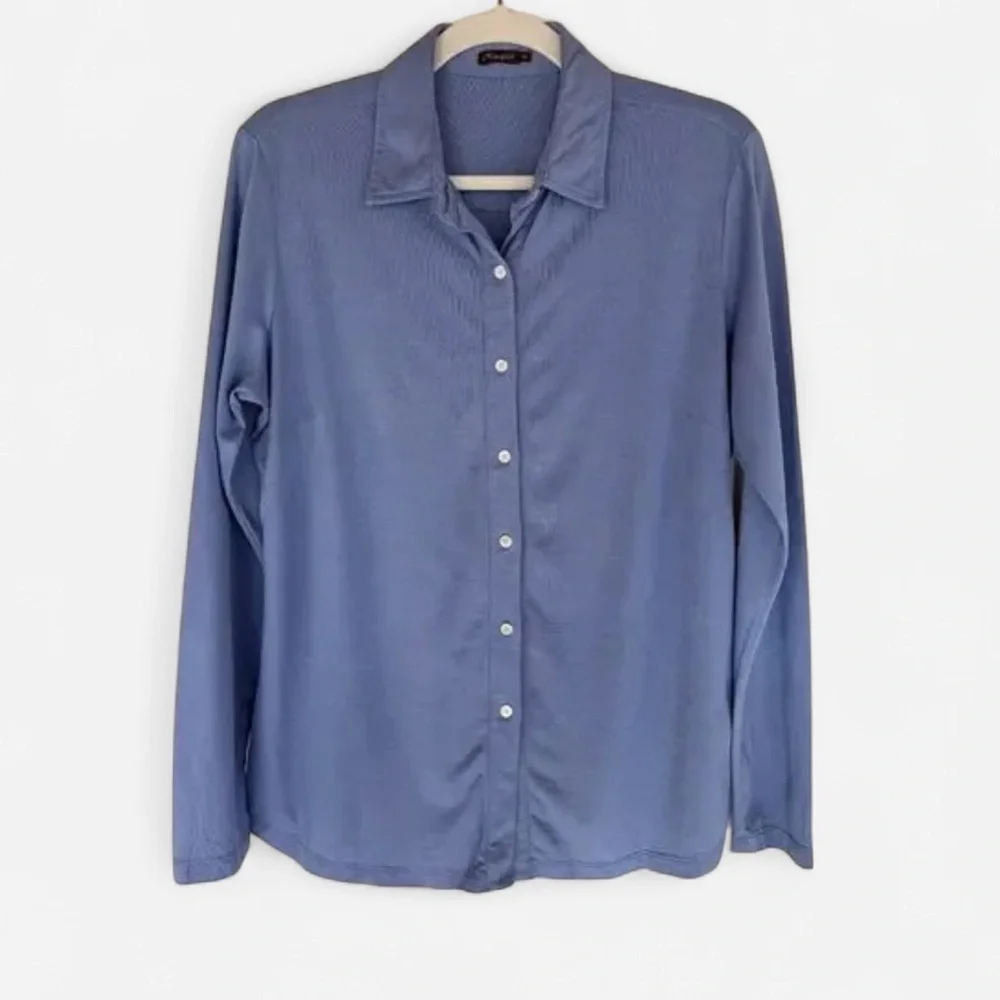 J. McLaughlin Light French Blue Casual Button Down Shirt. Size Large - Picture 5 of 9